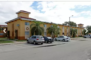 728 Ridenhour Cir, Orlando, FL 32809 - Photo 2