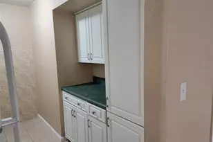 728 Ridenhour Cir, Orlando, FL 32809 - Photo 6