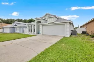 3143 Rawcliffe Rd, Clermont, FL 34714 - Photo 4