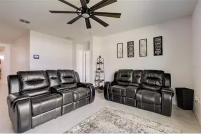 2076 Tay Wes Dr, Saint Cloud, FL 34771 - Photo 10