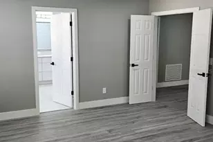 5209 Creekside Park Ave, Orlando, FL 32811 - Photo 2