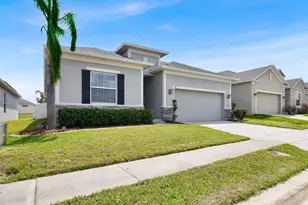 391 Pinecrest Loop, Davenport, FL 33837 - Photo 2