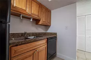 4789 S Texas Ave, Orlando, FL 32839 - Photo 4