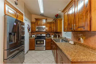 1240 Clarion Circle, Deltona, FL 32738 - Photo 4