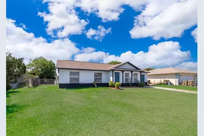 17 Trotters Circle, Kissimmee, FL 34743 - Photo 2