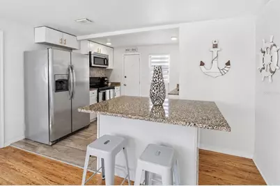 7799 46th Ave N, Saint Petersburg, FL 33709 - Photo 6