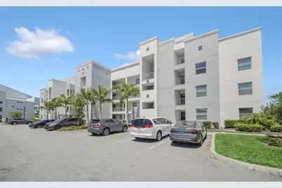4721 Clock Tower Drive #304, Kissimmee, FL 34746 - Photo 2