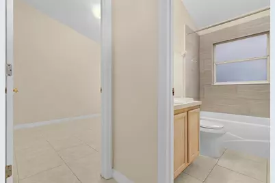 2546 Crown Ridge Circle, Kissimmee, FL 34744 - Photo 8
