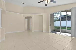 2546 Crown Ridge Cir, Kissimmee, FL 34744 - Photo 18