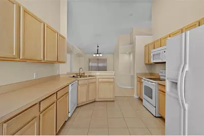 2546 Crown Ridge Circle, Kissimmee, FL 34744 - Photo 32