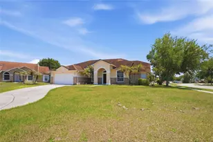 2415 Timothy Ln, Kissimmee, FL 34743 - Photo 2