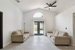 1728 Brook Hollow Dr, Orlando, FL 32824 - Photo 6
