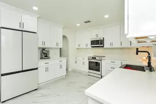 7561 Lake Andrea Cir, Mount Dora, FL 32757 - Photo 18