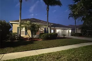3621 Weatherfield Dr, Kissimmee, FL 34746 - Photo 2