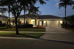 3621 Weatherfield Dr, Kissimmee, FL 34746 - Photo 4