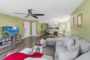 2033 Royal Bay Blvd, Kissimmee, FL 34746 - Photo 8