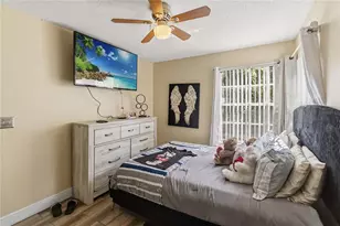 2033 Royal Bay Blvd, Kissimmee, FL 34746 - Photo 20