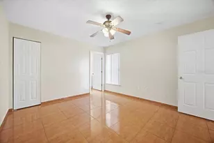 718 Pincon Ln, Kissimmee, FL 34759 - Photo 16