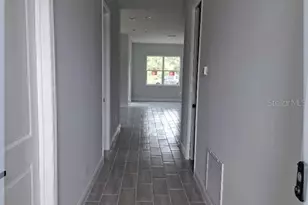 799 SW White Cloud Street SW, Palm Bay, FL 32908 - Photo 2