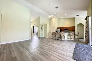 218 N Hampton Dr, Davenport, FL 33897 - Photo 4