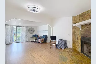 17609 Bathurst Avenue, Spring Hill, FL 34610 - Photo 10