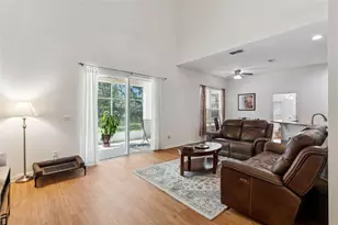 10125 Sandy Marsh Ln, Orlando, FL 32832 - Photo 14