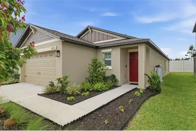 35298 Ackley Trace, Zephyrhills, FL 33541 - Photo 4