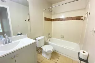6100 Westgate Dr, Orlando, FL 32835 - Photo 22