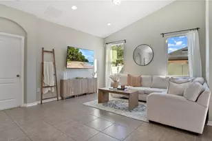 5160 Appenine Loop E, Saint Cloud, FL 34771 - Photo 4