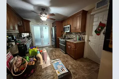 131 E 39th Street, Hialeah, FL 33013 - Photo 14