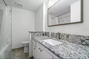 250 NE 20th St, Boca Raton, FL 33431 - Photo 14