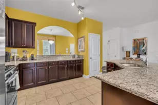 4209 Oakview Dr, Davenport, FL 33837 - Photo 14