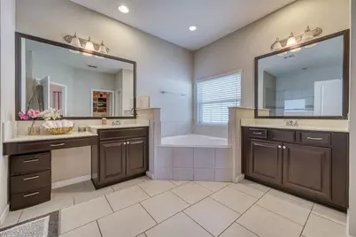 1719 Hawksbill Lane, Saint Cloud, FL 34771 - Photo 18