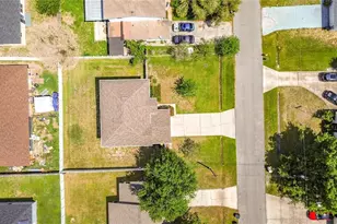 785 Squirrel Ct, Kissimmee, FL 34759 - Photo 46