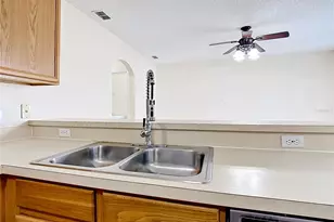 785 Squirrel Ct, Kissimmee, FL 34759 - Photo 16