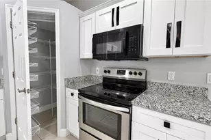 4860 Chalfont Dr, Orlando, FL 32837 - Photo 4