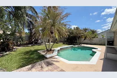 4860 Chalfont Drive, Orlando, FL 32837 - Photo 14