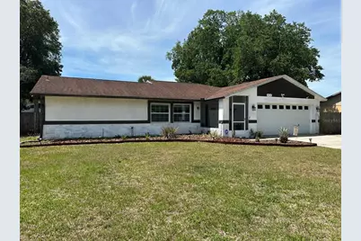 818 Mendoza Drive, Kissimmee, FL 34758 - Photo 2