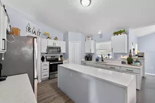 4020 Sunny Day Way, Kissimmee, FL 34744 - Photo 12