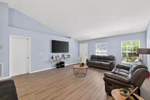 4020 Sunny Day Way, Kissimmee, FL 34744 - Photo 6
