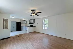 14671 SE 25 St, Morriston, FL 32668 - Photo 4