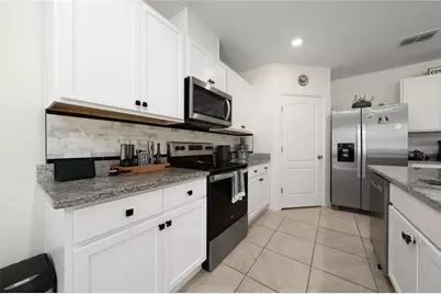 2824 Big Sur Road, Davenport, FL 33837 - Photo 10