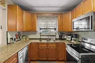 207 S Perry Ave, Fort Meade, FL 33841 - Photo 12