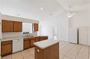 3837 Springlake Village Ct, Kissimmee, FL 34744 - Photo 10