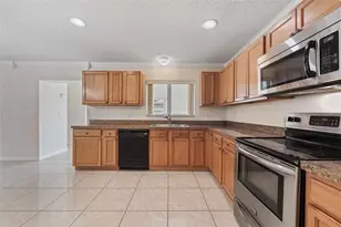 831 Neptune Pointe Ln, Kissimmee, FL 34744 - Photo 22