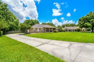 2396 Nightingale Ln, Kissimmee, FL 34746 - Photo 6