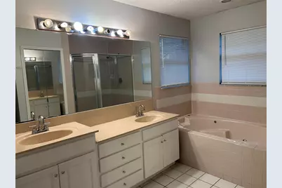 2396 Nightingale Lane, Kissimmee, FL 34746 - Photo 14