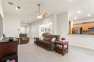 423 Armada Ln, Davenport, FL 33837 - Photo 16