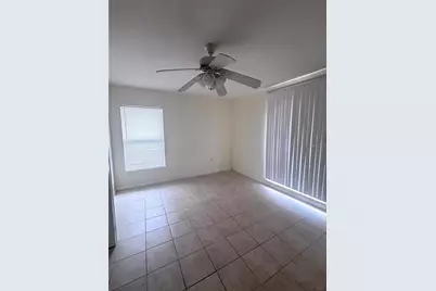 1912 Manatee Dr, Poinciana, FL 34759 - Photo 6