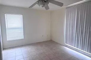 1912 Manatee Dr, Poinciana, FL 34759 - Photo 6